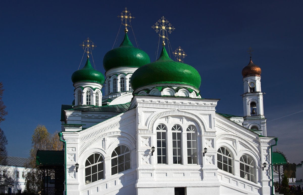 В монастырскую обитель в Раифе и Храм всех религий — из Казани — фото 2