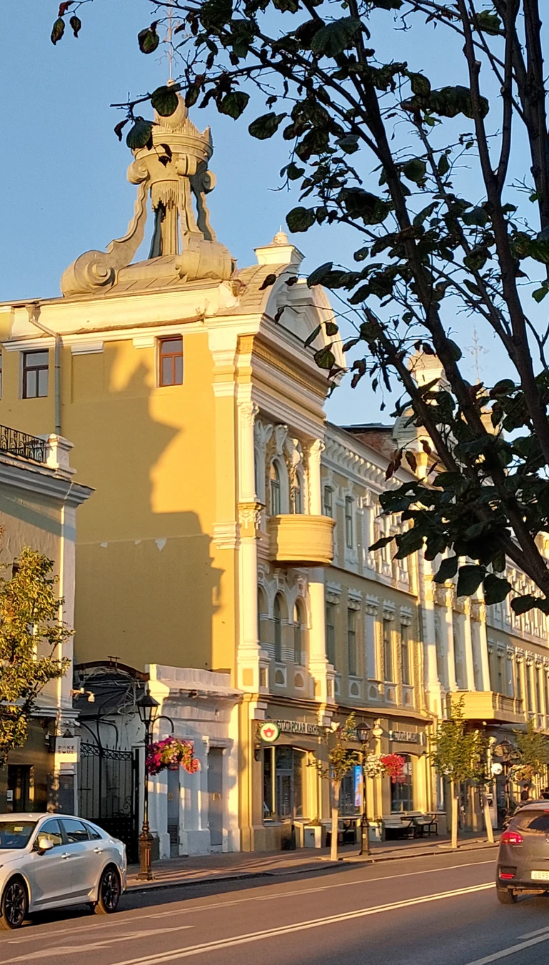 Красивые истории Кремлёвской улицы — фото 4