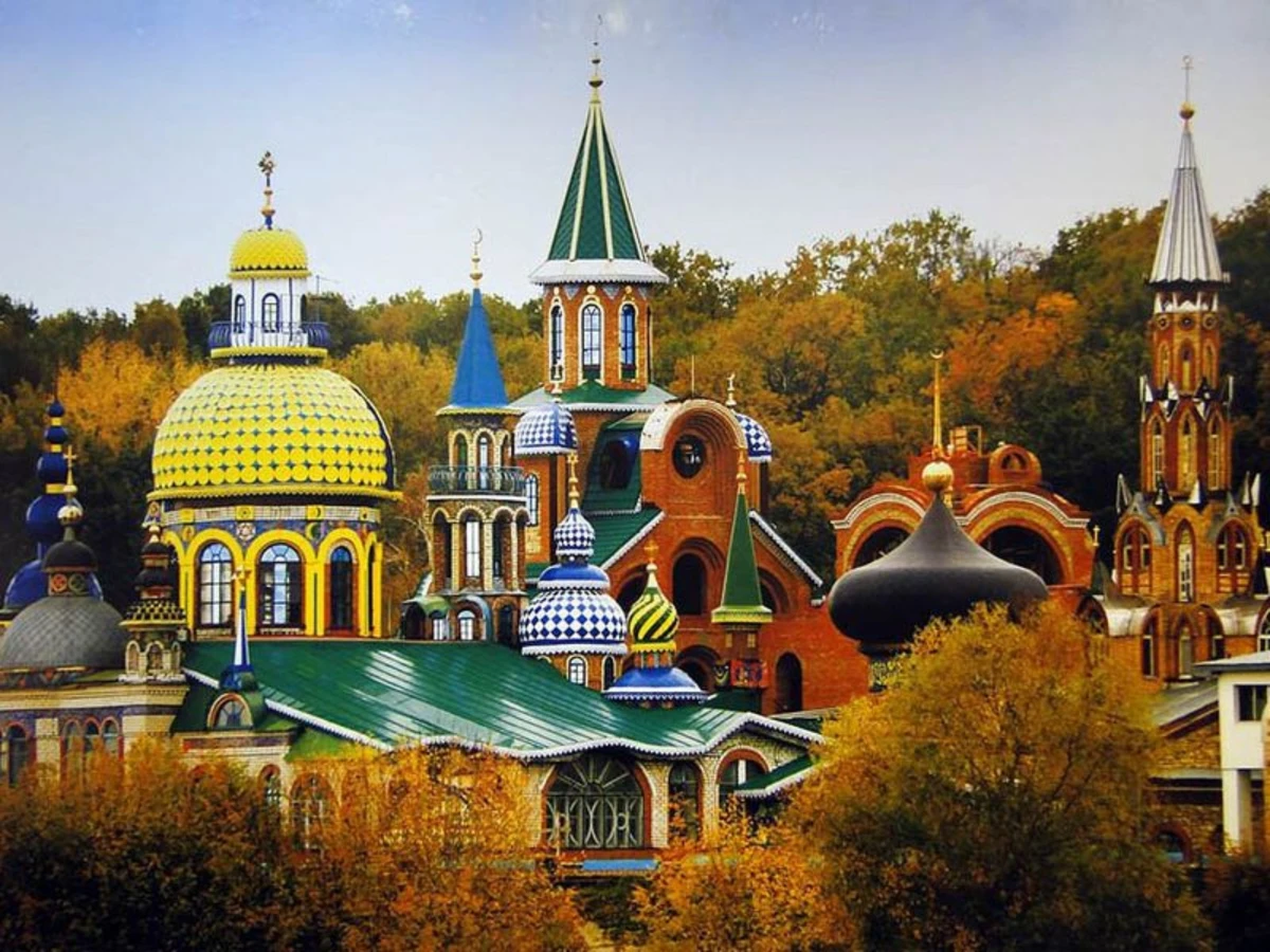 Чудеса Татарстана: Свияжск, Раифский монастырь и Храм всех религий — фото 3