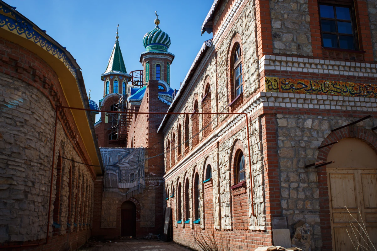 Свияжск + Храм всех религий + Раифский монастырь: на автобусе из Казани — фото 6